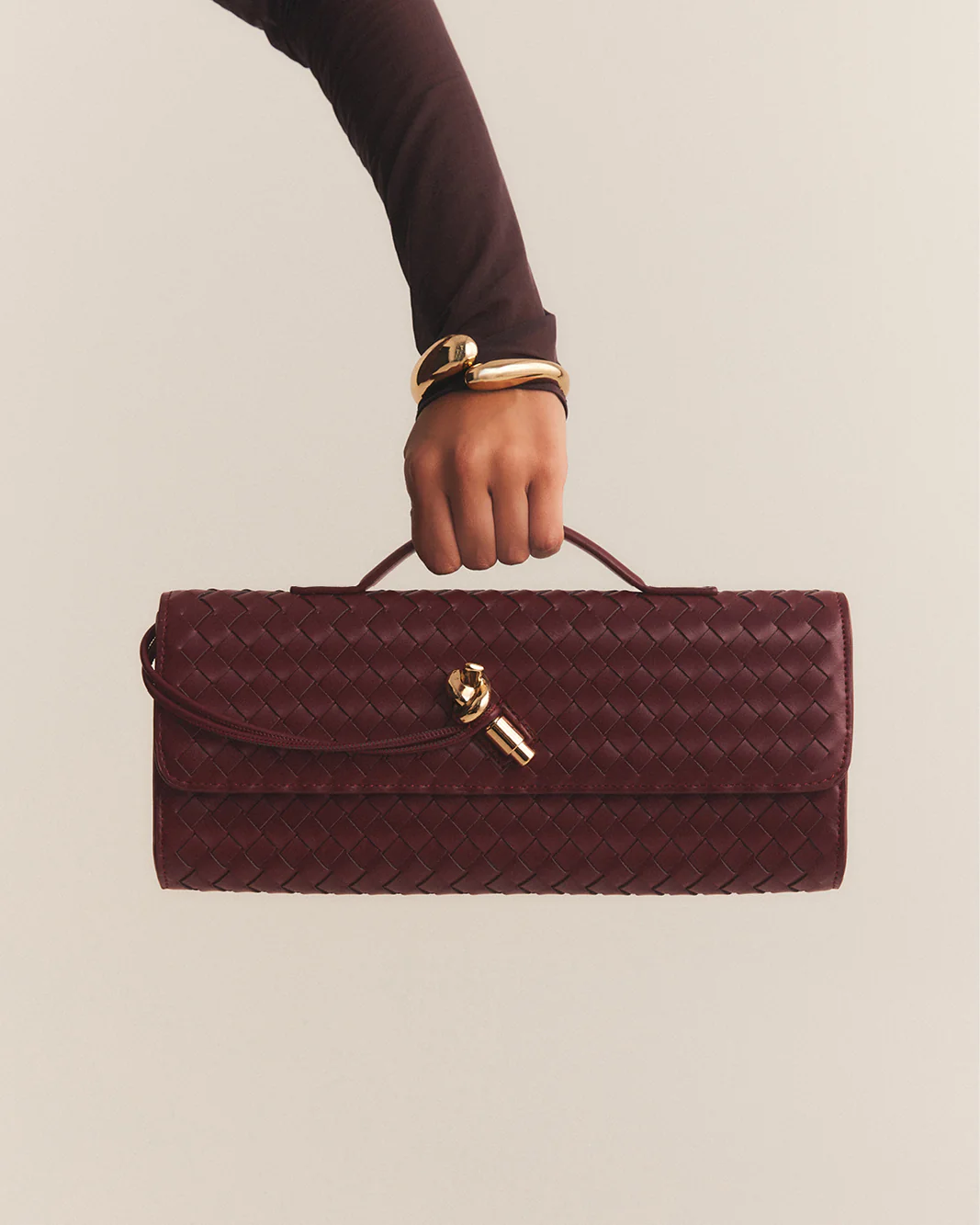 ALICE CLUTCH BAG - WINE - Image 4