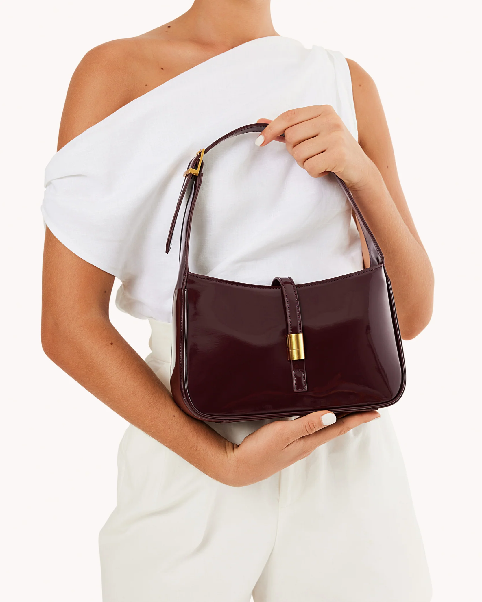 CLARA SHOULDER BAG - WINE PATENT - Image 2
